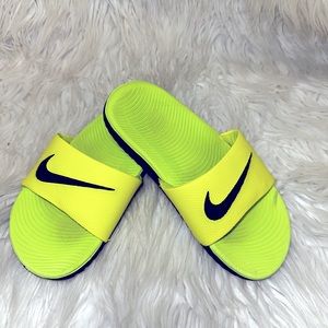 Nike Kawa Junior Slides 👟